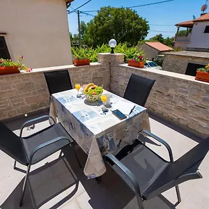 Luka , Krnica Kroatien